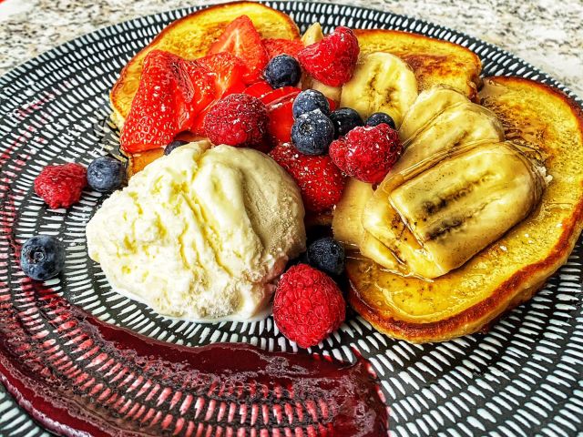 breakfast at Cafe Rocca, Bowral