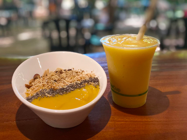 mango-themed menu items at The Mango Place, Broome