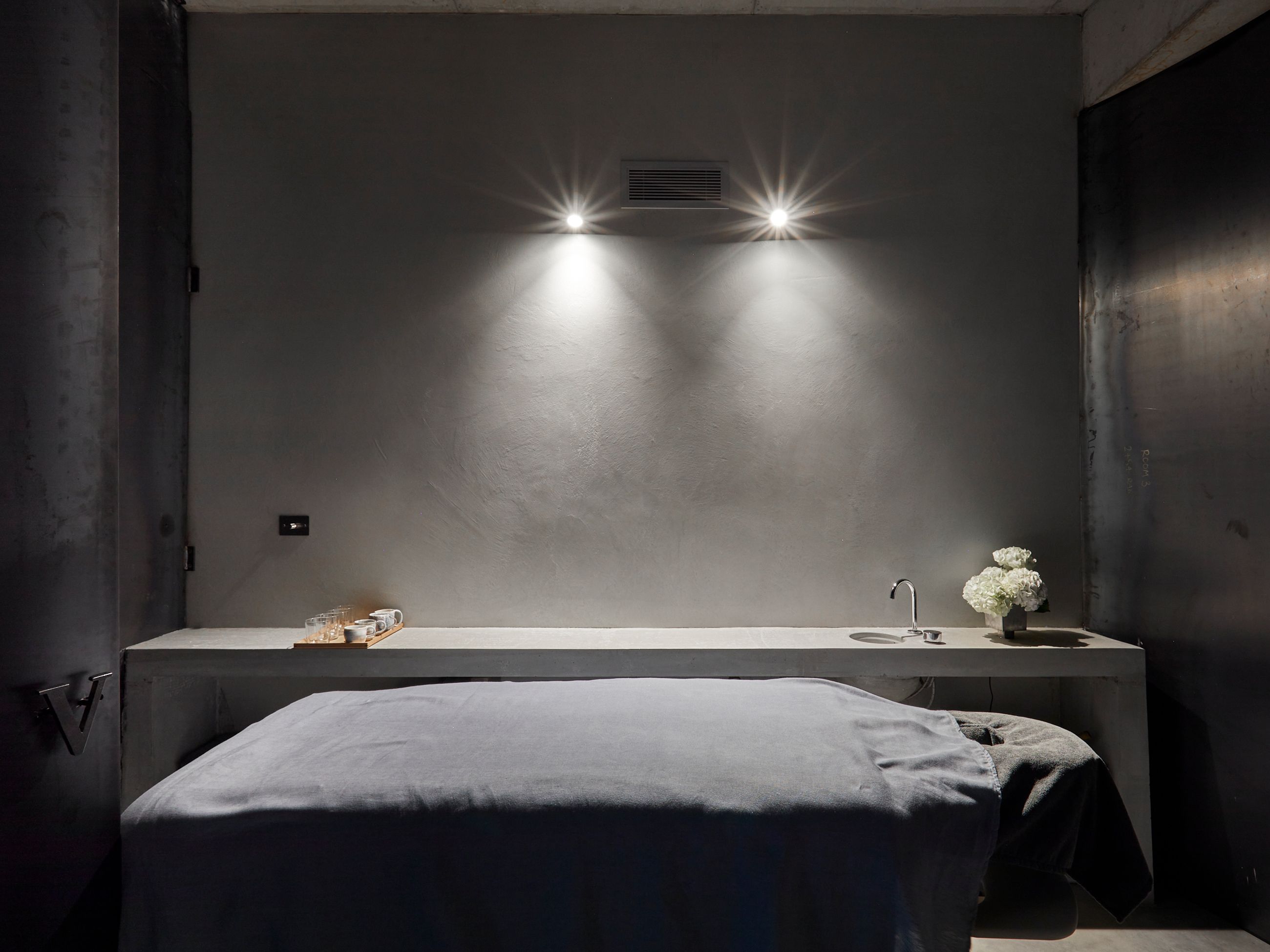 Venustus spa treatment room, Paddington