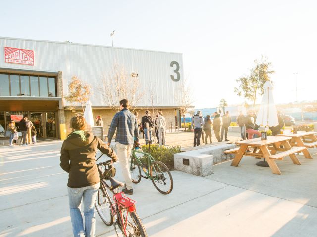 cyclists at Capital Brewing Co.