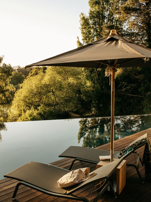 the pool at Lake House Daylesford