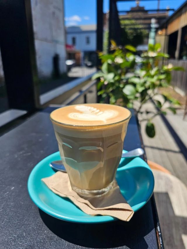 coffee at Mad Apple, Launceston