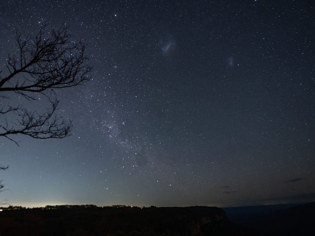 a starry night sky in the Blue Mountains