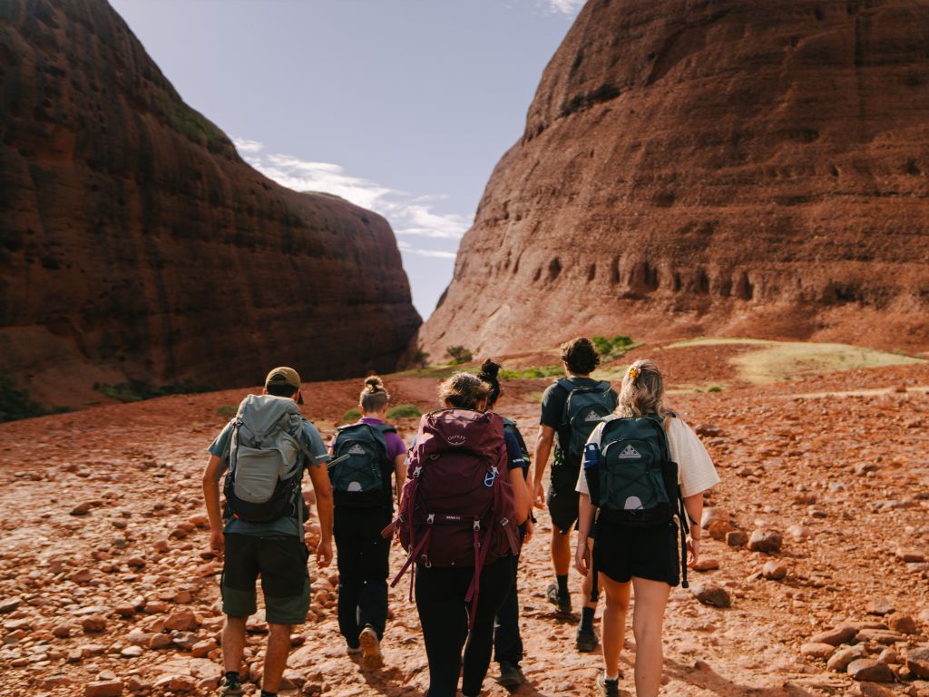 Uluṟu-Kata Tjuṯa Signature Walk