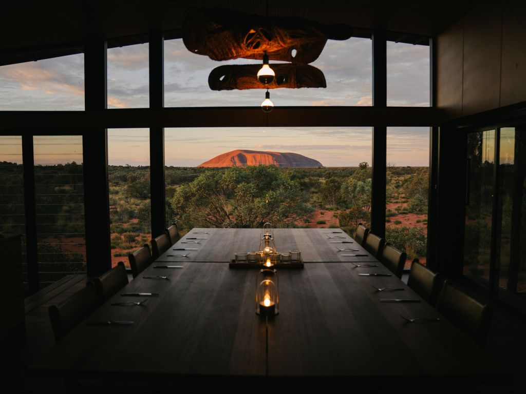A dining room overlooking Uluru