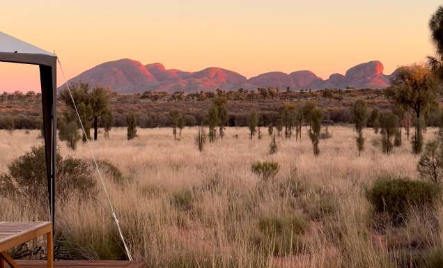 Uluṟu-Kata Tjuṯa Signature Walk