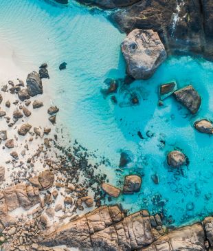 <p><i>Your ultimate guide</i> to the best <strong>Margaret River</strong> beaches</p>
