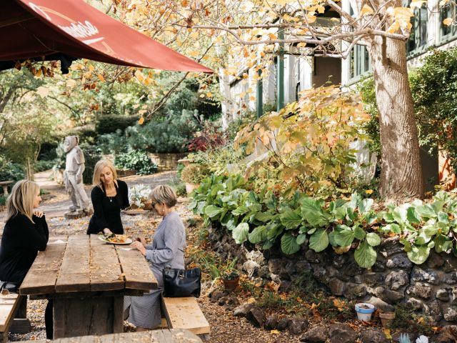 outdoor dining at Bad Habits Cafe, Daylesford