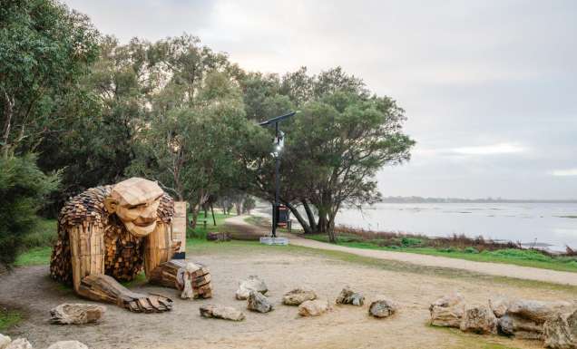 Yaburgurt Winjan Cirkelstone Giant - Giants of Mandurah by Thomas Dambo