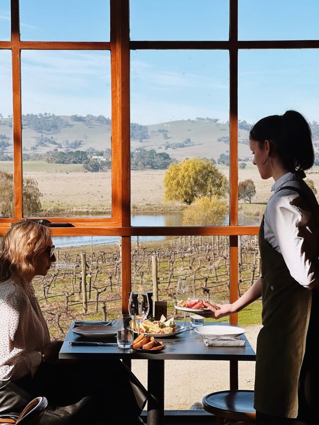 wine tasting at Cleveland Estate