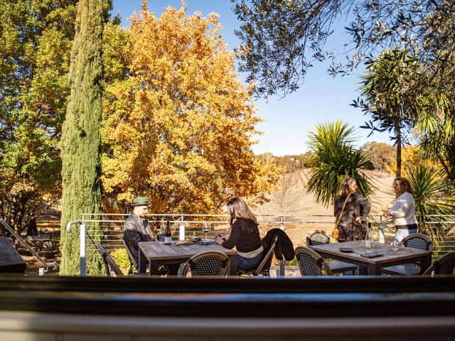 outdoor dining at Attwoods Wines