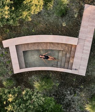 <p><i>Relax at these</i> <strong>Mornington Peninsula</strong> hot springs and day spas</p>
