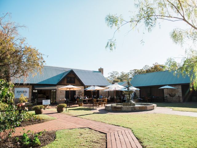 the external view of Cafe Enzo, Hunter Valley