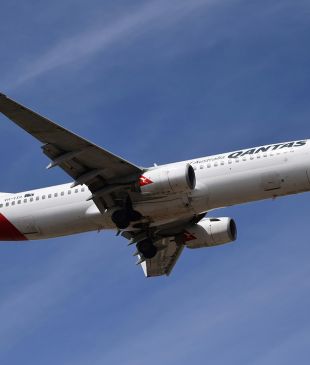 <p><i>Qantas frequent flyers</i> targeted in email scam</p>
