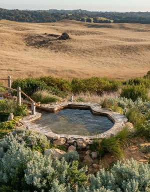 Peninsula Hot Springs Couple Walking Into Pool