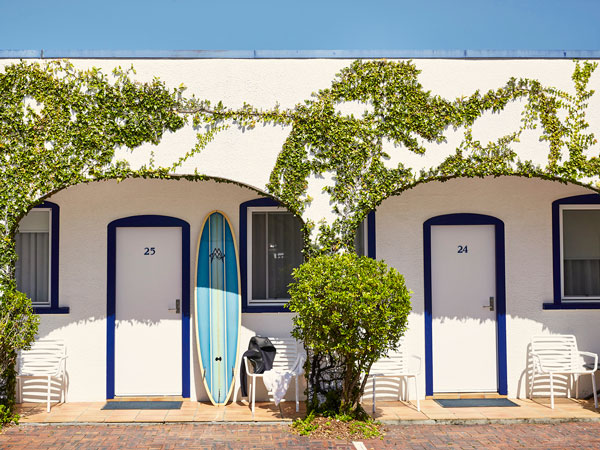 the exterior of The Sails Motel, Byron Bay
