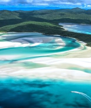 <p><strong>Australia</strong> nabs the <i>top two spots</i> on Lonely Planet’s best beaches list</p>
