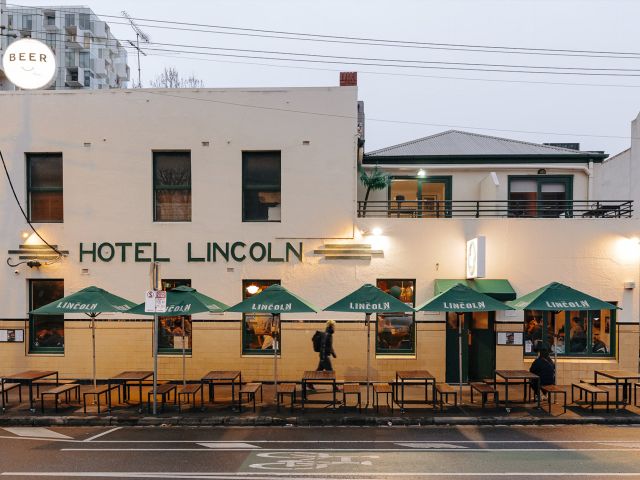 the exterior of Hotel Lincoln, Carlton