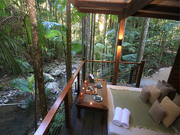 romantic stays in Byron-Bay
