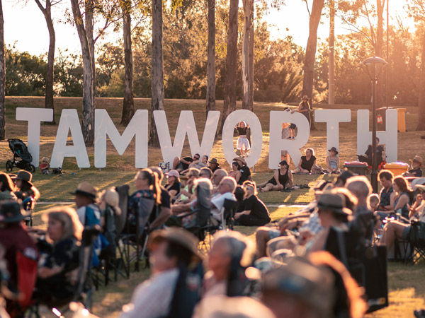 the crowd at Tamworth Country Music Festival