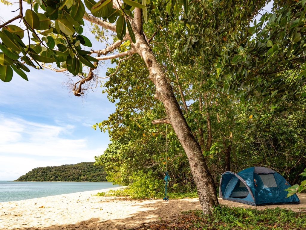 Dunk Island Bayside Campsite