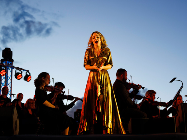 the performance of Kate Miller-Heidke at the Dark Sky Serenade