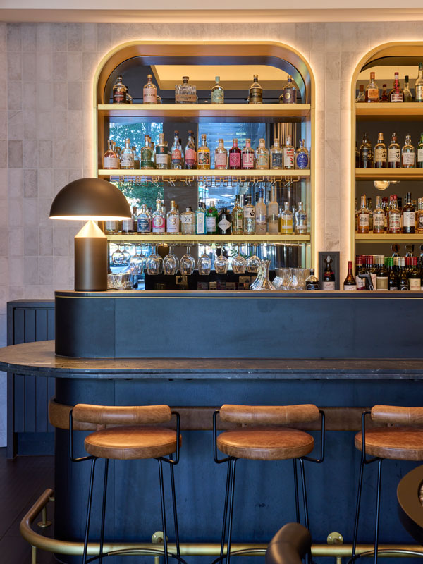 the bar counter at Parc Brasseries and Bar, Pullman Adelaide