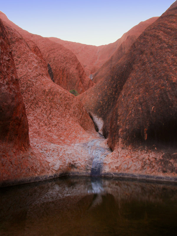 the Mutitjulu Waterhole