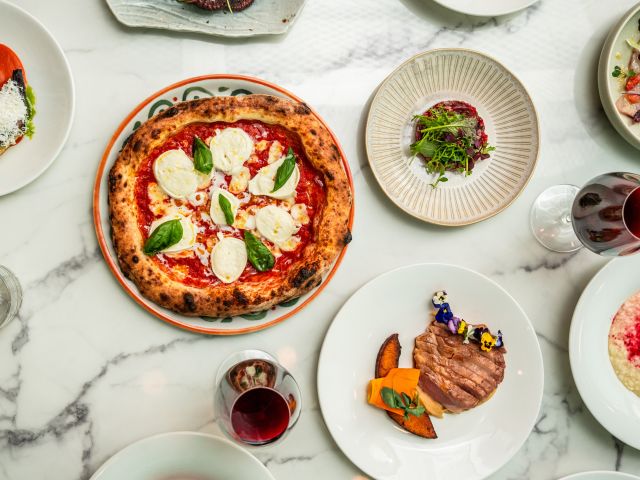 Margherita pizza at Bottega Coco