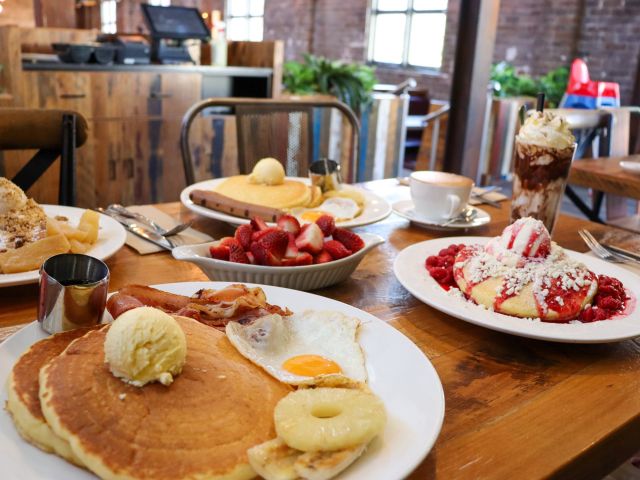 Pancakes on the Rocks in Sydney