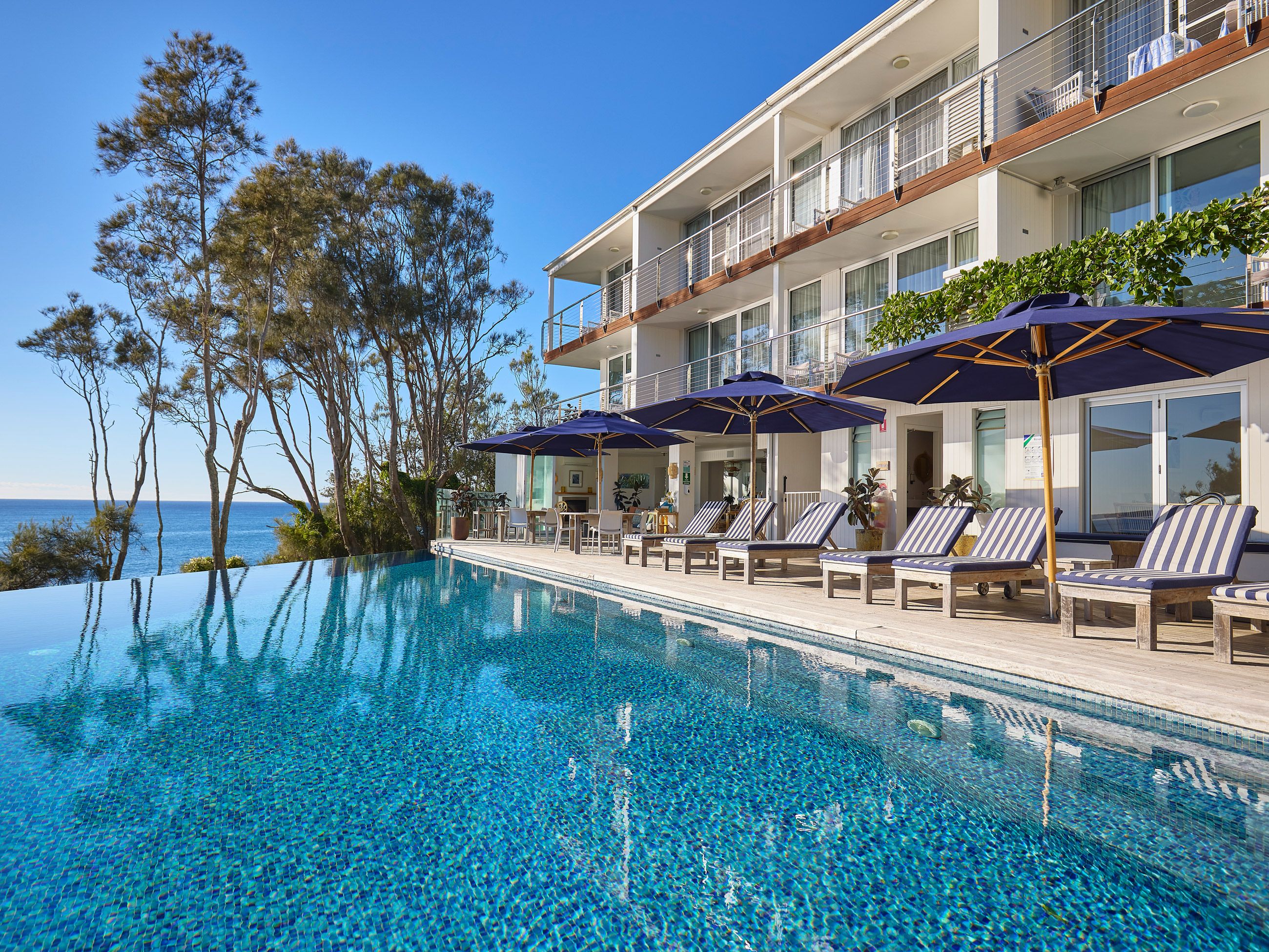 Bannisters By The Sea Mollymook Pool Bar