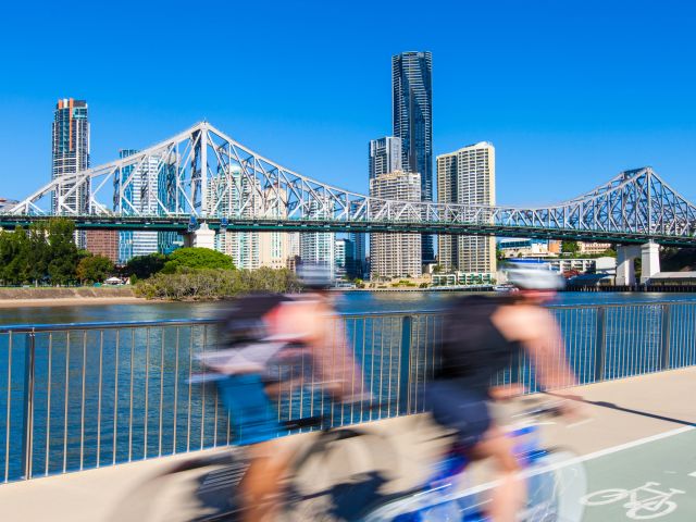 Brisbane cyclists, Qld