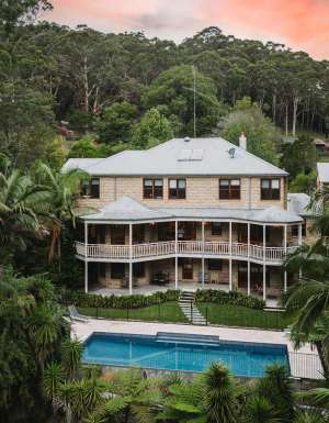 Le Chateau in Holgate, NSW 
