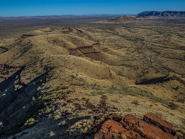 hike Mount Bruce, Karijini National Park with the hike collective