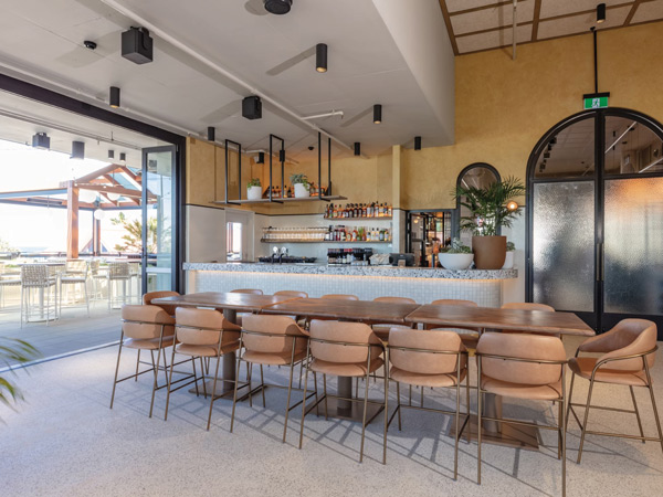 the pub at Kirra Beach Hotel, Queensland