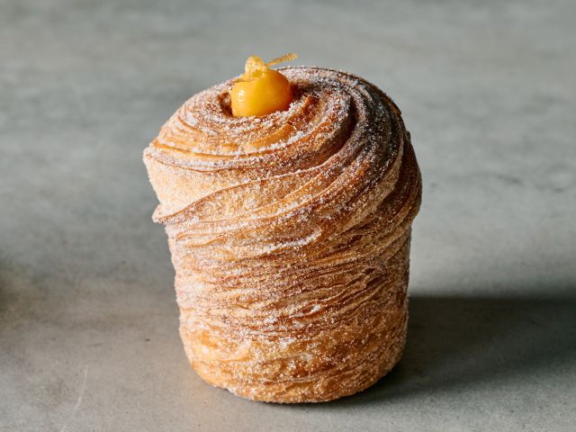 the lemon curd cruffin at Lune Croissanterie