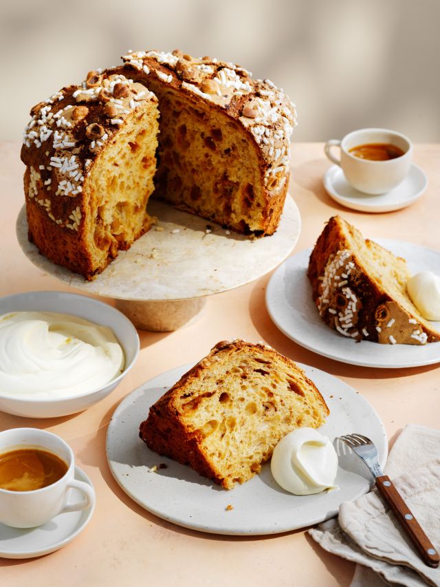 bread and coffee at Sonoma Bakery