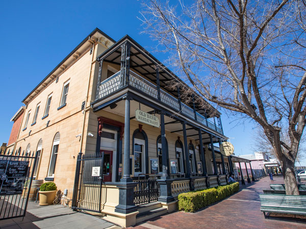the exterior of Old Bank Restaurant, Dubbo