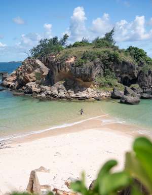 Lonely Beach/Ngalarrkpuy