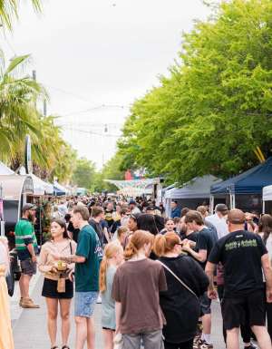 crowded market stalls at Moonlight Market Bendigo