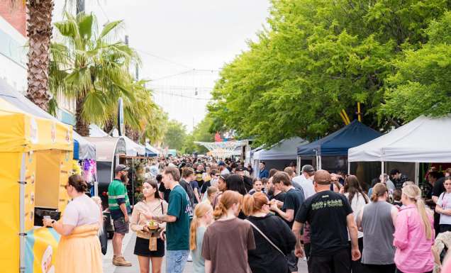 crowded market stalls at Moonlight Market Bendigo
