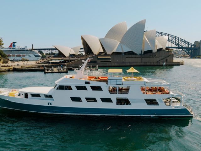 Solaré superyacht in Sydney Harbour