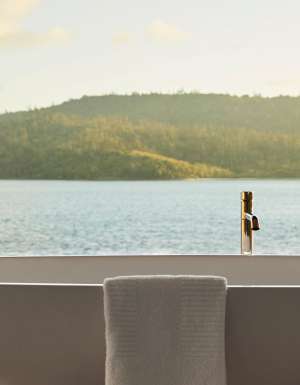 hamilton island accommodation qualia