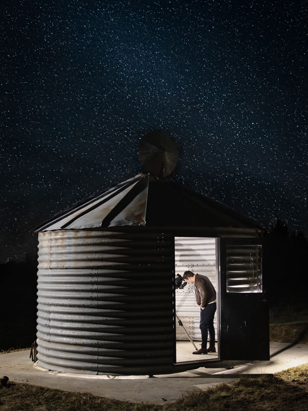 Dr Matt Agnew telescope at Cosmic Cabin Tasmania at night