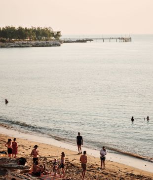 <p><i>Can you swim</i> at any beaches in <strong>Darwin</strong>? Here&#8217;s what you need to know</p>
