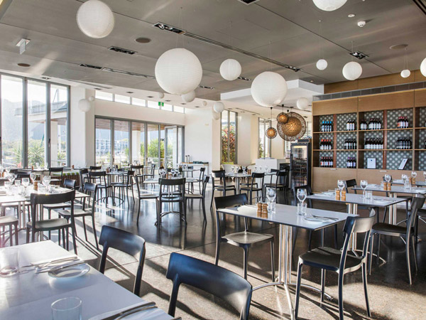 the Boardwalk Restaurant at Peppers Blue on Blue