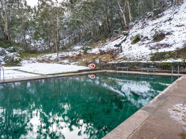 Yarrangobilly thermal pool