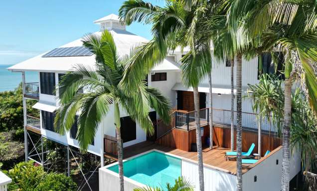 Coral Sea View Airbnb Cairns