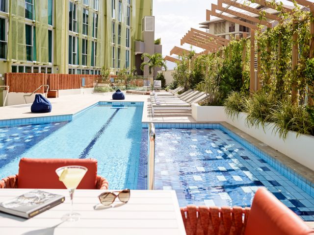 poolside cocktail at Crystalbrook Bailey