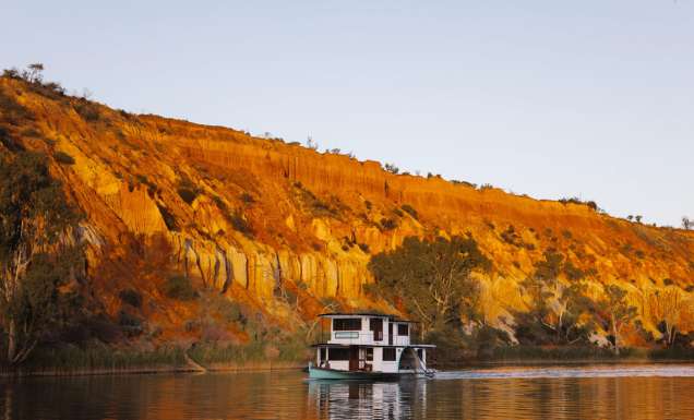 cruising the Murray River